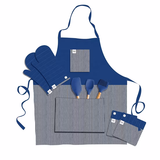 Cooking Apron and Oven Gloves Set, Kitchen Apron with Pocket Adjustable Neck Belt Heat Resistant